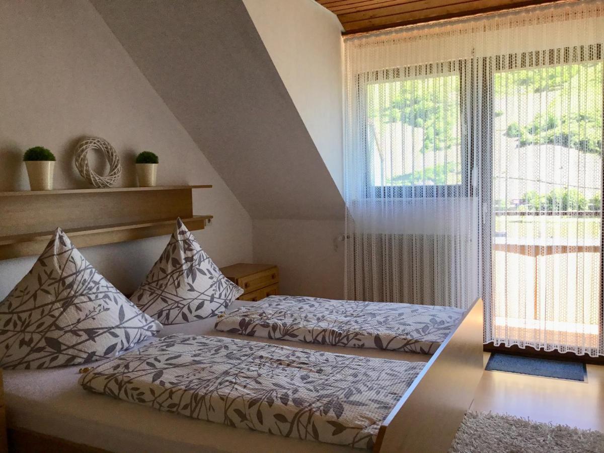 Mosel-Appartements Nehren Zell an der Mosel Ngoại thất bức ảnh